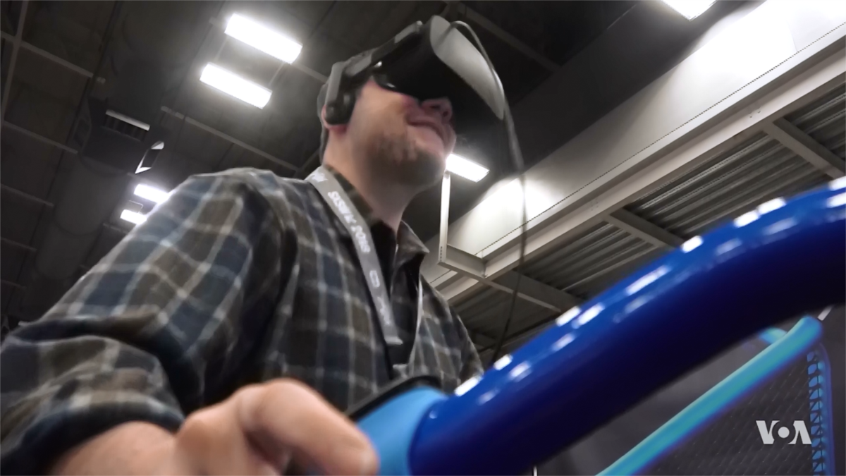 Using Virtual Reality to Make Users Want to Exercise