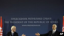 Predsjednici Ivo Josipović i Boris Tadić u Beogradu 18. srpnja 2010. godine