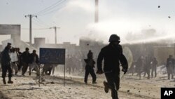 Αφγανιστάν: Συνεχίζονται οι βίαιες συγκρούσεις διαδηλωτών - αστυνομίας