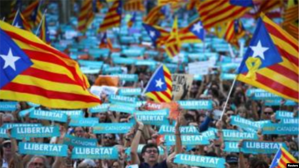 Përplasja mes Madridit dhe Katalonias hyn në një fazë kritike