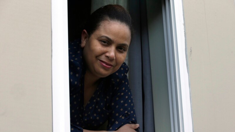 Coronavirus Delays US Citizenship Process for Thousands