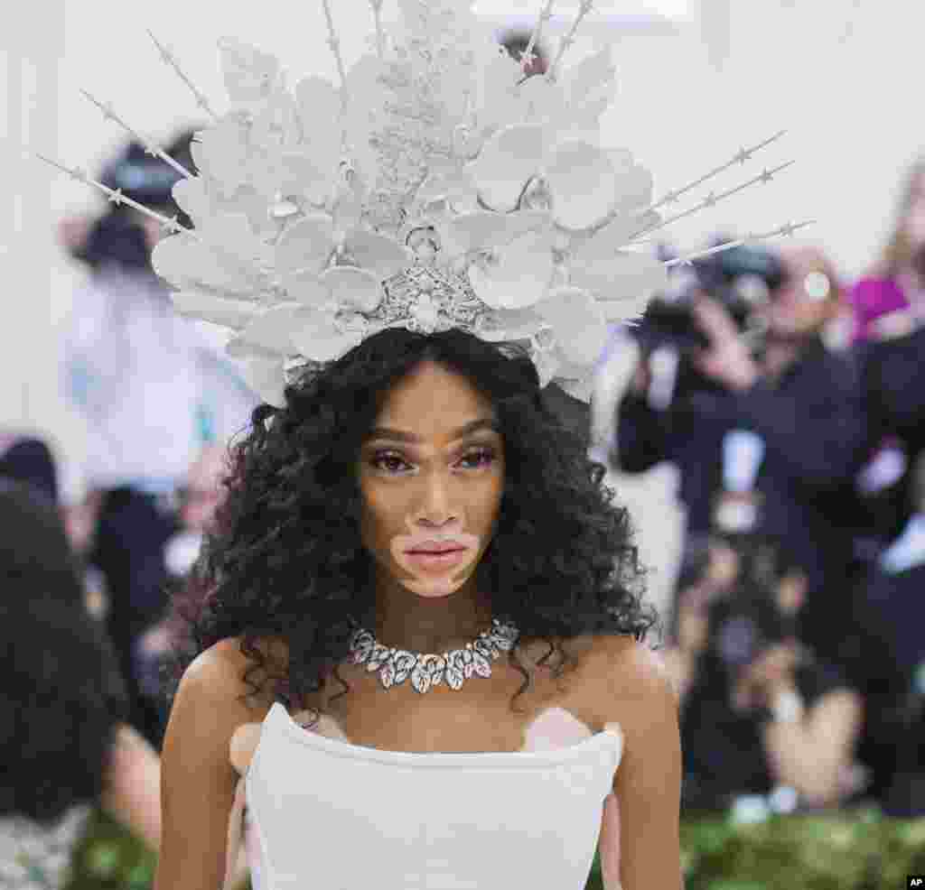 Canadian model and activist Winnie Harlow attends The Metropolitan Museum of Art&#39;s Costume Institute benefit gala celebrating the opening of the Heavenly Bodies: Fashion and the Catholic Imagination exhibition on Monday, May 7, 2018, in New York. (Photo by Charles Sykes/Invision/AP)