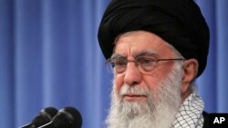 El ayatolá Ali Jamenei reiteró además el martes 17 de septiembre de 2019 que si Estados Unidos regresa al acuerdo nuclear, Teherán reconsideraría las negociaciones.