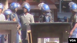 Police in Harare crushed an MDC-T demonstration against alleged police brutality.