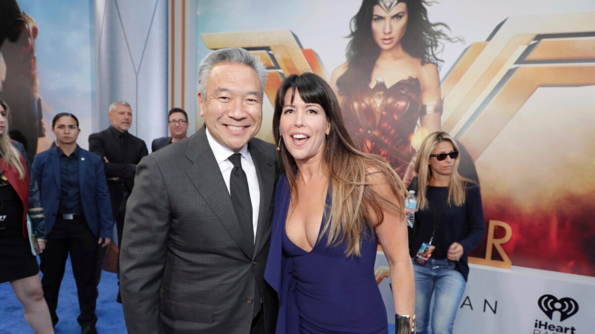 Warner Bros Chief Tsujihara Steps Down Following Scandal