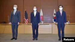 AQSh, Yaponiya va Janubiy Koreya rasmiylari uch tomonlama muloqot o'tkazmoqda, Tokio, Yaponiya, 2021-yil, 14-sentabr