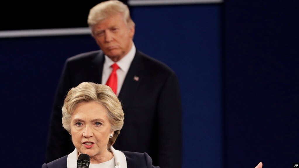 Clinton ‘sởn gai ốc’ vì Trump item-thumbnail