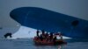 한국 여객선 침몰...290명 실종