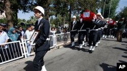 Öldürülen polis memurları Feyyaz Yumuşak ve Okan Acar'ın cenaze töreni, 23 Temmuz 2015 