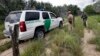 Arrestos de mexicanos en la frontera a la baja