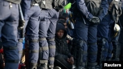 France Tears Down 'Jungle' in Calais