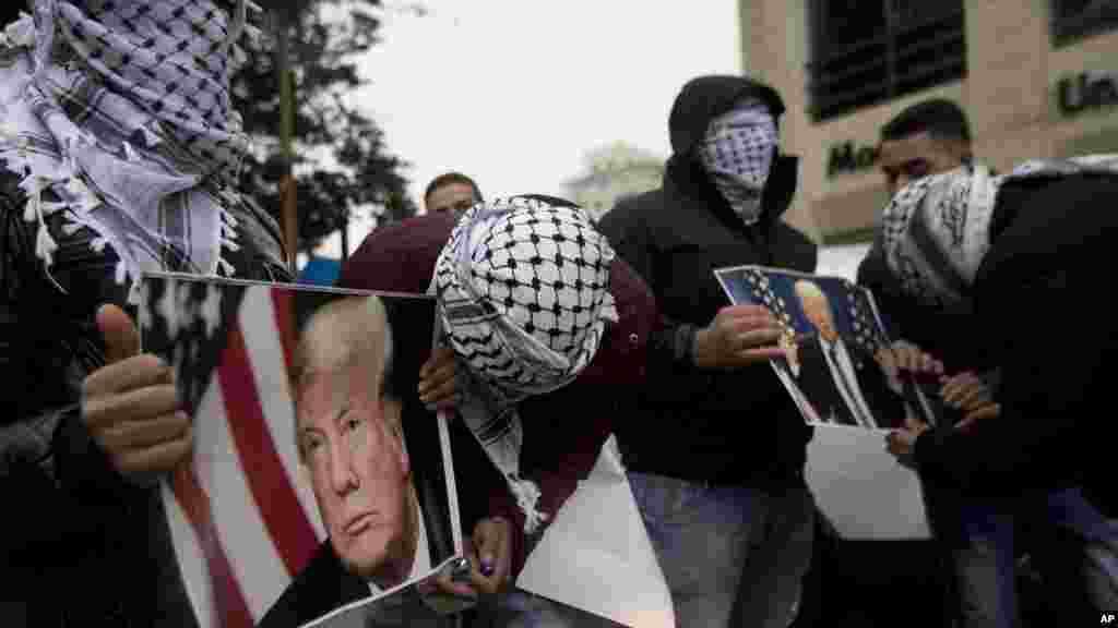 Protest in the West Bank City of Ramallah&nbsp;against President Trump&#39;s decision to recognize Jerusalem as the capital of Israel.