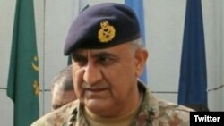  دپاکستاني پوځ دمطبوعاتي څانګې ايي ايس پي ار ترمخه دپوځ سرلښکر چې دکومو ١٣و سخت دريځو ترهه ګرو دمرګ دسزا پخلى کړى هغوي د٣٢٥ کسانو وژنه کې ککړ وؤ.