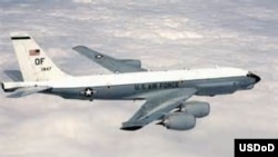 Aмериканский самолет-разведчик RC-135U 