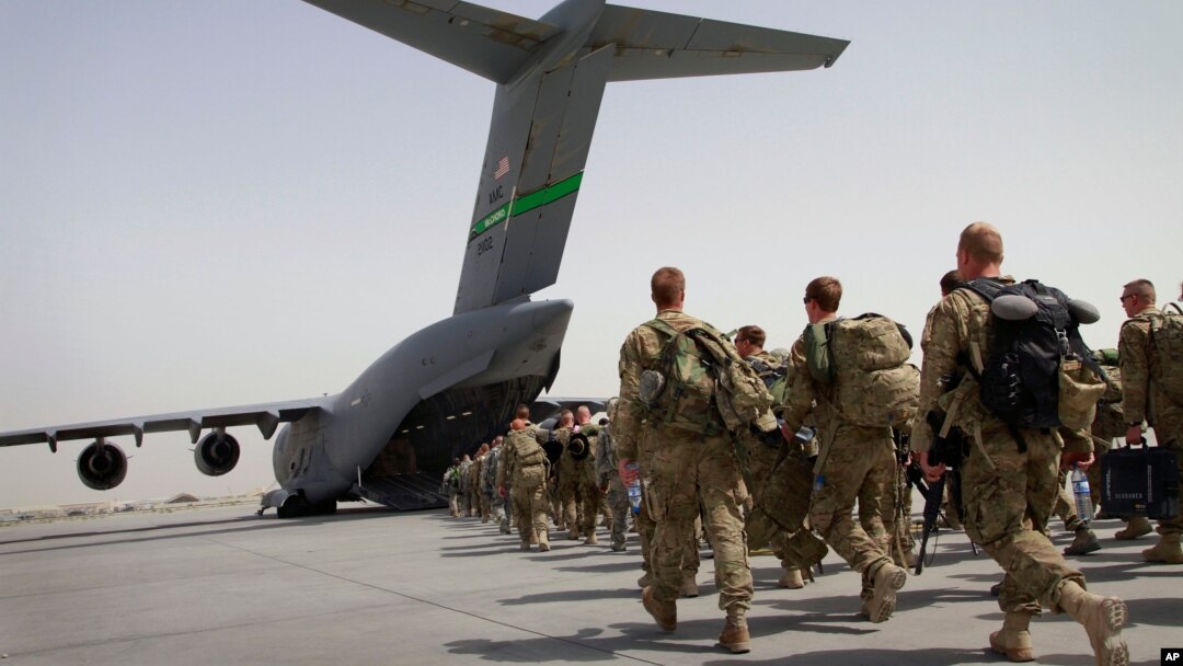 Bagram aviabazasida. Afg'oniston, 14-iyul, 2011.