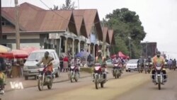 Imelda, conductrice de moto-taxi, brise les stéréotypes à Beni