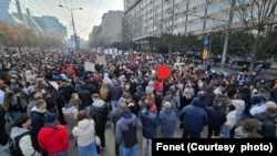 Protest ispred zgrade Ministarstva prosvete Srbije u Beogradu (Foto: FoNe/Marko Dragoslavić)