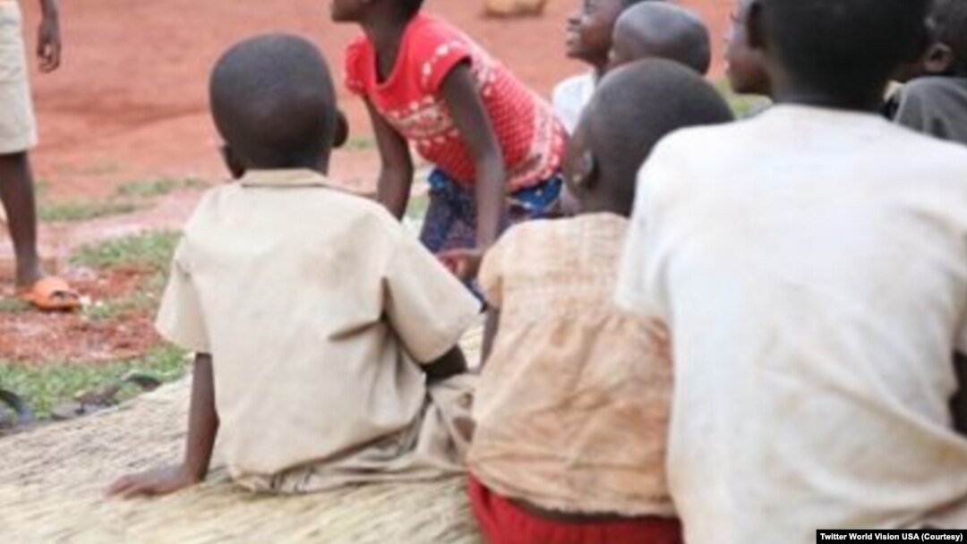 Bamwe mu bana bo mu Burundi