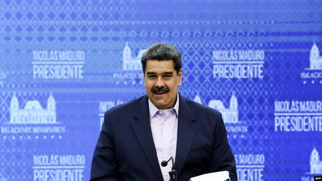 ARCHIVO - El presidente en disputa de Venezuela, Nicolás Maduro, en una comparecencia televisada el 30 de mayo de 2020.