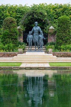 A view of a statue commissioned by Britain's Prince William and Prince Harry of their mother Princess Diana, on what woud have been her 60th birthday, London, July 1, 2021.