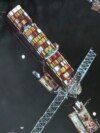 ARHIVA - Satelitski snimak srušenog mosta u Baltimoru (Foto: Satellite image ©2024 Maxar Technologies via AP)
