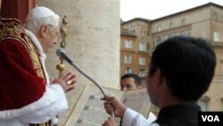 El gobierno de China respondió al mensaje del papa Benedicto XVI durante la misa de Navidad en la Plaza de San Pedro.