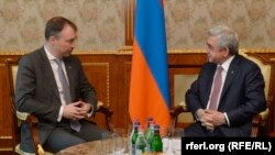 Լուսանկարը' նախագահականի