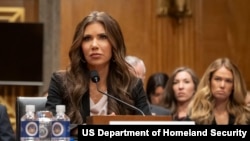 د امریکا د متحدو ایالتونو د کورني امنیت وزیره، کرستي نوم 