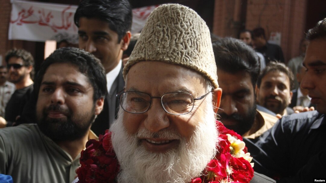 Qazi Hussain Ahmed, mantan ketua partai Jamaat-e-Islami lolos dari serangan bom bunuh diri seorang perempuan di daerah kesukuan Mohmand, Pakistan (Foto: dok).