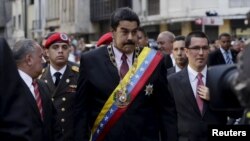 El presidente Nicolás Maduro llega a la Asamblea Nacional en Caracas donde planteó sus demandas sobre el tema de Guyana.