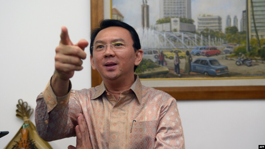 Gubernur Jakarta Basuki "Ahok" Tjahaja Purnama di kantornya. (Foto: Dok)