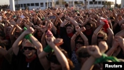 Manifestation contre la violence sexiste à Santiago, Chili, le 4 décembre 2019. (REUTERS/Pablo Sanhueza)