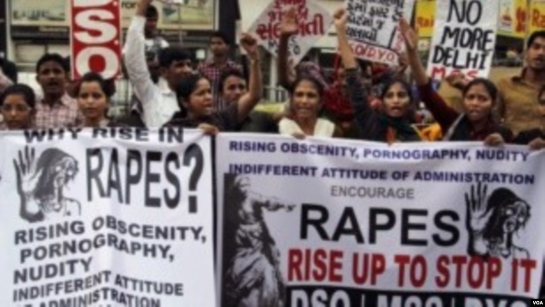 Kasus perkosaan beramai-ramai atas seorang perempuan di atas bus setahun lalu memicu protes besar di India (Foto: dok).