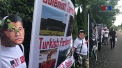 Pennsylvania'da Gülen'in Konutu Önünde Protesto