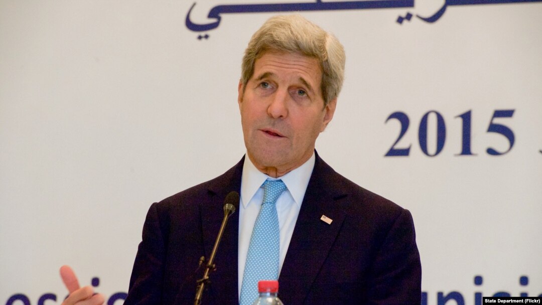 Davlat kotibi Jon Kerrining aytishicha, Amerika "arab bahori"ning beshigi sanalgan Tunis barqaror bo'lishini, muvaffaqiyat qozonishini istaydi. Mintaqaga safar qilayotgan Amerika bosh diplomati Tunisda.