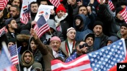 Musulmanes y yemeníes protestan en Brooklyn contra las medidas inmigratorias de la administración Trump, el 2 de febrero, de 2017.