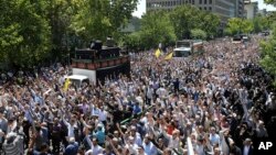 Iranians attend the funeral of victims of an Islamic State militant attack in Tehran, Iran, June 9, 2017. Iranian leaders accused the United States and Saudi Arabia of supporting the Islamic State-claimed dual attacks that killed 18 people in Tehran.