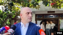 Nosilac liste Demokratske partije socijalista “I riječju i djelom “, Nermin Abdić (Foto: VOA)