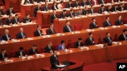 El primer ministro de China, Li Keqiang, durante la sesión inaugural de la Asamblea Popular Nacional de China, en el Gran Salón del Pueblo, en Beijing, el 5 de marzo de 2019.