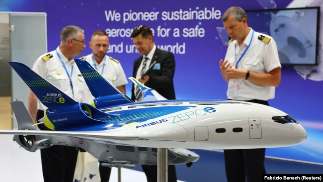 A model of the Airbus Zero-e aircraft is pictured at the ILA Berlin Air Show 2022 in Berlin, Germany June 22, 2022.