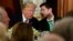 အမေရိကန်သမ္မတ Donald Trump နဲ့ အောက်လွှတ်တော် ဥက္ကဋ္ဌ Paul Ryan။ ( မတ်လ၊ ၂၀၁၇)