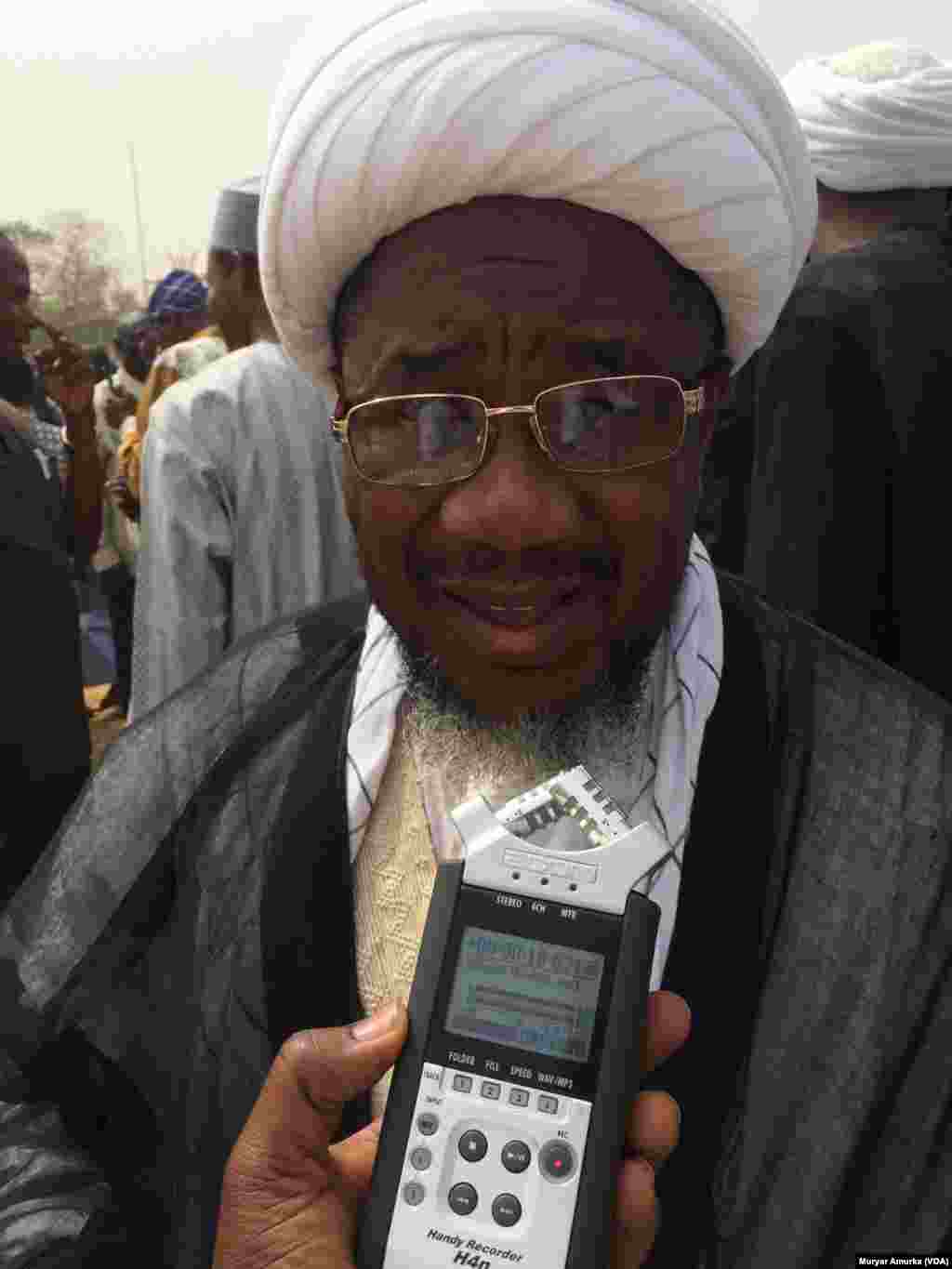 ABUJA: Zanga Zanga &#39;yan Shi&#39;a a Abuja. ​ Sheikh Adamu tsohon jagoran &#39;yan shi&#39;an Jos na jihar Filato, Disemba 13, 2017