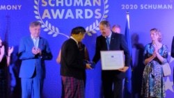 EU ရဲ့ Schuman Award လူပုဂ္ဂိုလ်နှစ်ဦးနဲ့ သံချပ်အဖွဲ့ ချီးမြှင့်ခံရ