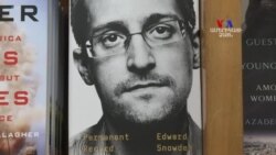 Էդուարդ Սնոուդոնի գիրքը՝ գրախանութներում եւ համացանցում