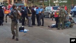 На месте происшествия у американского посольства в Найроби, Кения. 27 октября 2016 г.