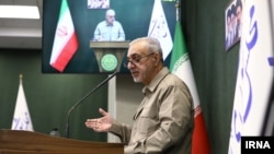 مهرداد اخلاقی کتابچی