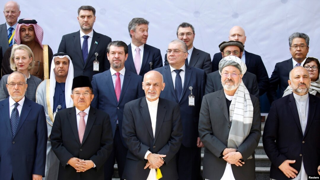 Kobulda o'tgan xalqaro tinchlik anjumani ishtirokchilari