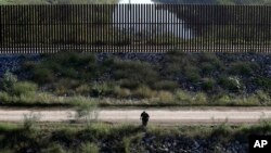 Mur à Hidalgo, Texas, près de la frontière mexicaine, le 16 novembre 2016 