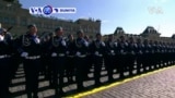 VOA60 DUNIYA: A Rasha, Shugaba Vladmir Putin Da Wasu Mutane Dubu 14 Sun Yi Bukin Ranar Nasara A Wani Fareti A Moscow