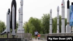 Parc d'attraction dédié à la conqûête de l'espace à Pékin, en Chine, le 26 juin 2016.